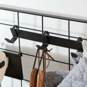 Shop CASA MODULAR Cabide Com 3 Ganchos Preto